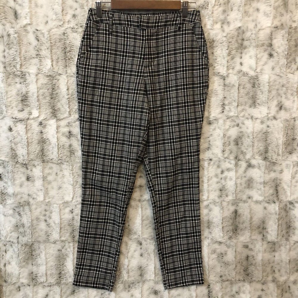 Hot Topic Women's Medium High Rise Black and White Plaid Pants